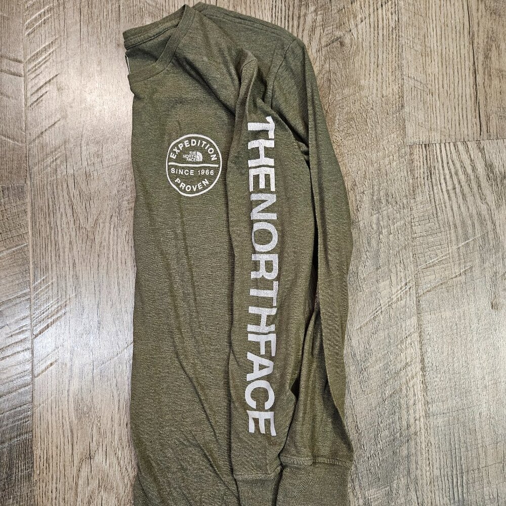 North Face - Picture 2 of 2
